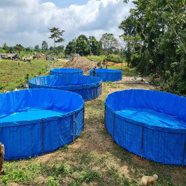 Réservoir d'agriculture de pêche à cadre pliant